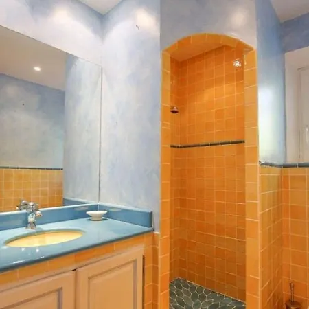 Vibrant Holiday Home In Grimaud With Private Pool * Grimaud